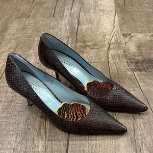 Coach Alison Dark Brown Snakeskin Heels size 6.5